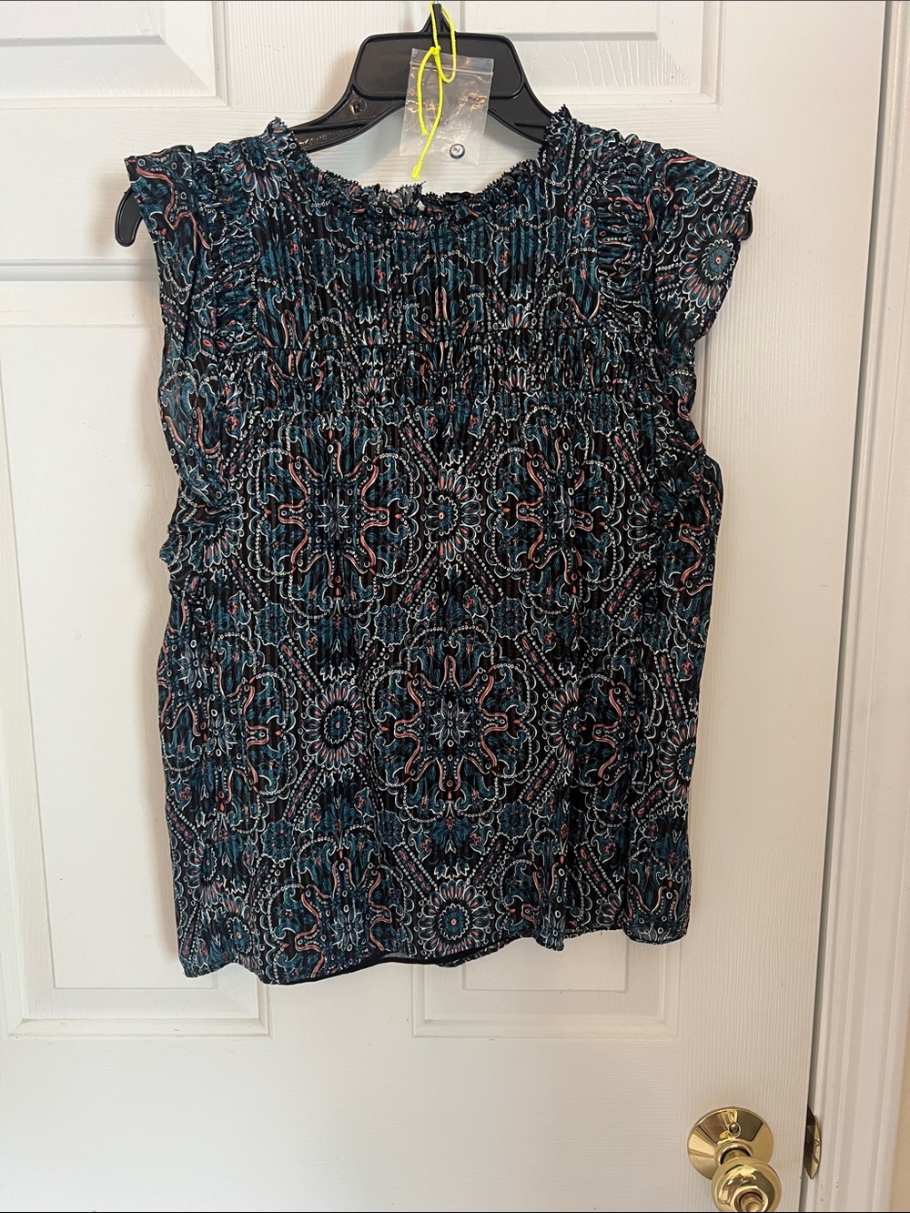 White House Black Market Black & Teal Smocked Cap-Sleeve Tank